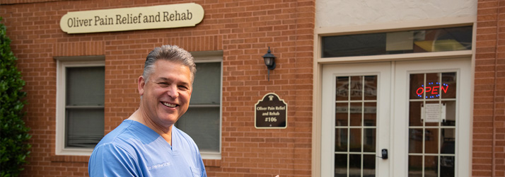 Chiropractic Herdon VA Front Building Hero